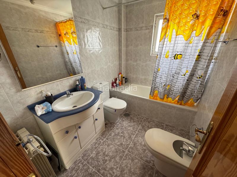 Foto ce507622-da8c-4339-bd5c-f4d06864074a. Maison jumelée avec cheminée chauffage parking dans Villena