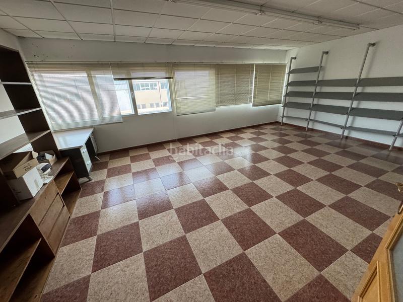 Foto 3d377b2a-bbec-4210-b2ab-a0325c299dab. Local comercial a Las Virtudes Villena