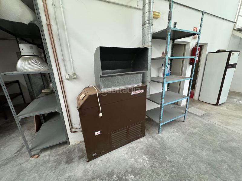 Foto 6b1e9f79-6eb3-4194-bcfe-c3c0e818125c. Local comercial a Las Virtudes Villena