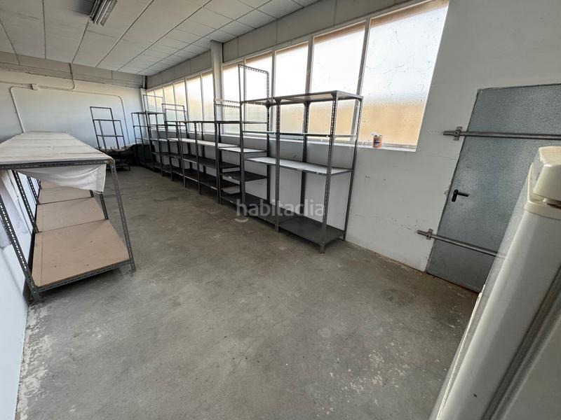 Foto b9e28aee-55d3-4fca-a910-d3d01c3a22ff. Local comercial a Las Virtudes Villena