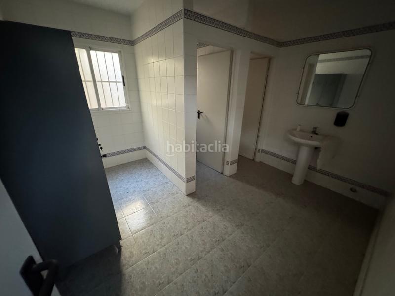 Foto c5a5149f-1e1e-4ff6-9da5-a466fb3dc9ee. Local comercial a Las Virtudes Villena