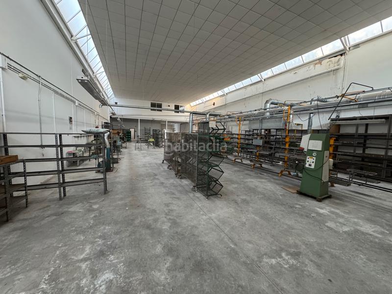 Foto f1146f4e-9623-428b-bbee-d6dfeb9f17d6. Local comercial a Las Virtudes Villena