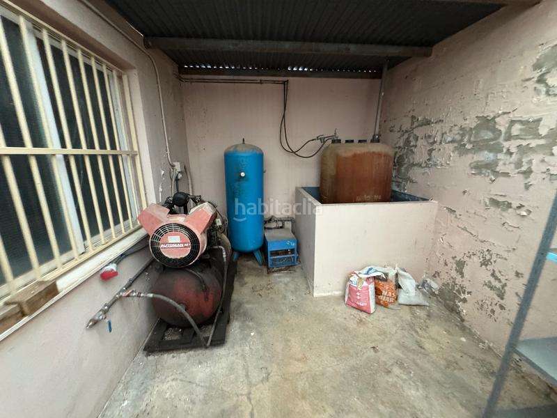 Foto fa8189e8-0beb-4b83-bc10-e2ec4da6785e. Local comercial a Las Virtudes Villena