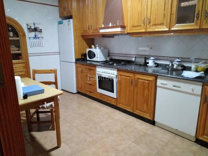 Foto 40019dc7-714e-4848-be17-8bc79fda4ff2. Casa con parcheggio in El Carril - Paseo de Chapi Villena