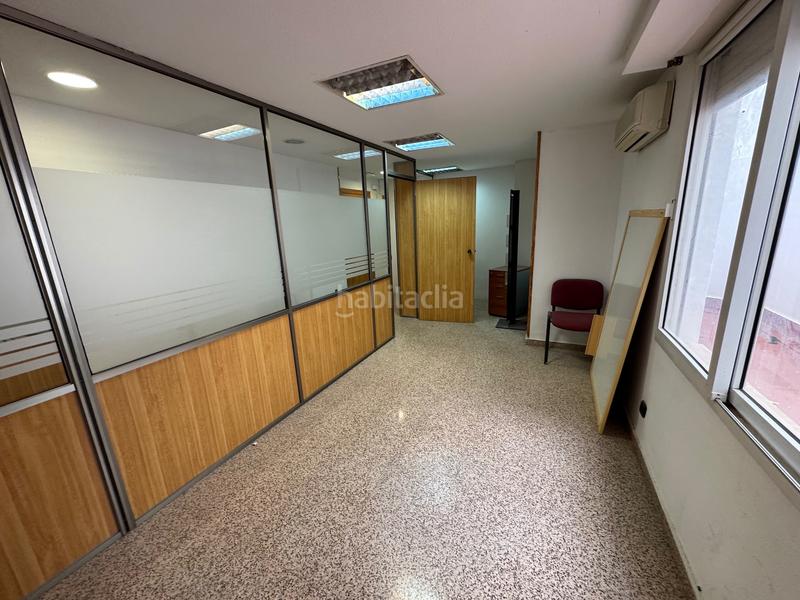 Foto 19ed7ffe-eda0-4ab6-9c29-aa225d48fa3e. Local comercial local entresuelo en salesianos en Villena