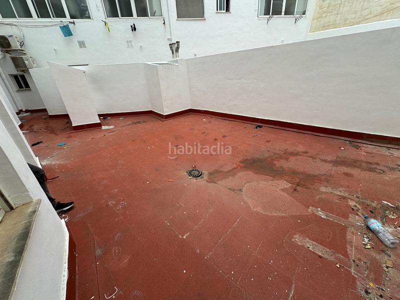 Foto 3e2bb276-88d5-4d76-9aa2-631770e8c0bc. Local comercial local entresuelo en salesianos en Villena