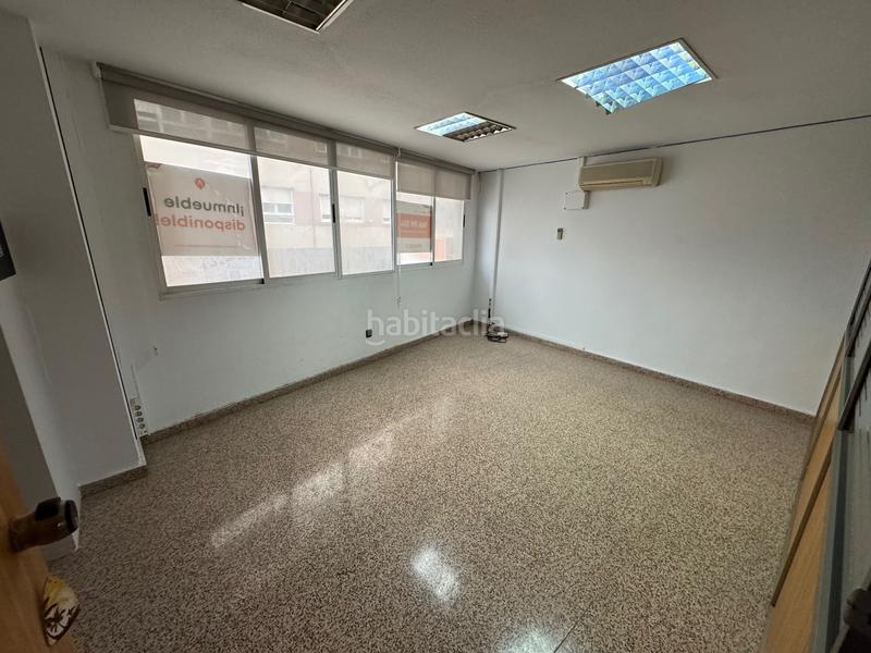 Foto 5cebb87f-caa6-44e8-99c9-6c5924ea8c2c. Local comercial local entresuelo en salesianos en Villena