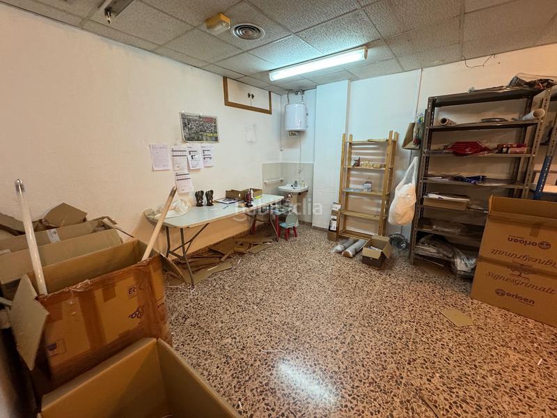 Foto da3812de-10d3-4dd2-b8ac-c6ddeefe83db. Local comercial local en zona muy comercial en El Mercado - Plaza de Toros Villena