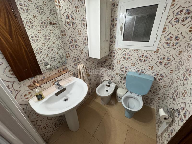 Foto c867aa15-d3d1-4436-ad72-f0cb1d9c3a1e. Casa adossada amb aparcament a Las Cruces Villena