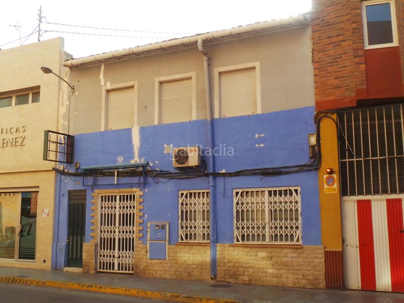 Foto 240772ec-2033-4f4b-8ba7-bf71c76d790b. Casa  en zona de salesianos en Las Cruces Villena