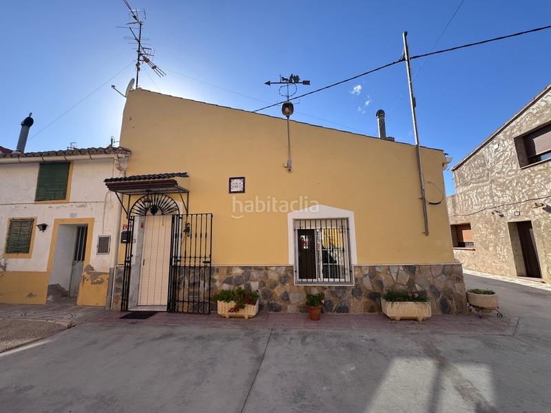 Foto 7fc3f431-c04f-4b63-8a93-8d4494c1f51d. Chalet con parcheggio in Partidas Norte Villena