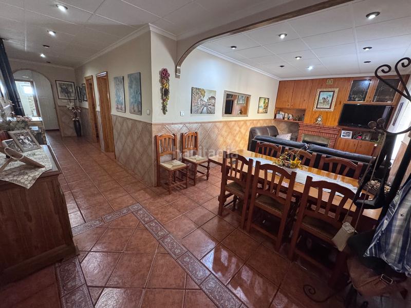 Foto f4eb9dfa-8f66-40ff-97d3-4b1bec1c9a24. Chalet con parcheggio in Partidas Norte Villena