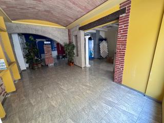 Local Comercial  Calle sancho medina. Local muy céntrico en zona juzgados