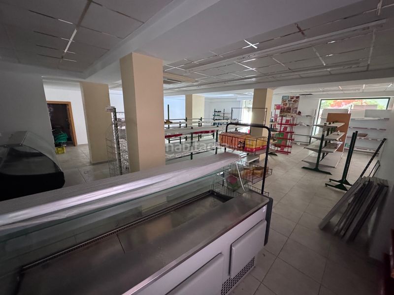 Foto d4604f55-cf88-4aea-a08c-067130d86157. Local comercial  en la morenica en Villena
