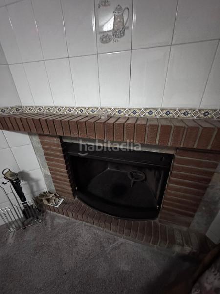 Foto 3c362722-7b86-4752-8fcf-76349f86086d. Casa bifamiliare con camino riscaldamento parcheggio in Villena