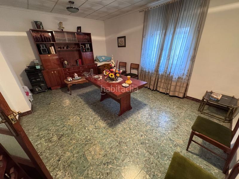 Foto 56d048df-a455-4e5a-b40c-8e389da59496. Casa bifamiliare con camino riscaldamento parcheggio in Villena