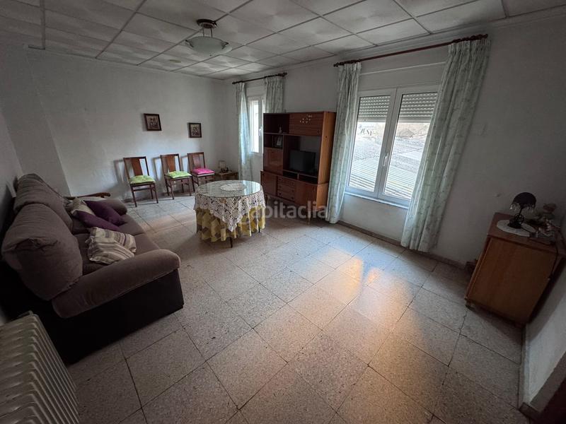 Foto 8171e574-d0ec-4ea1-8cce-e37c52788348. Casa bifamiliare con camino riscaldamento parcheggio in Villena