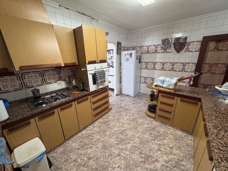 Foto 17fbd89d-1601-4d83-b7e4-95ad3990ee56. Masia amb xemeneia calefacció aparcament piscina a Villena