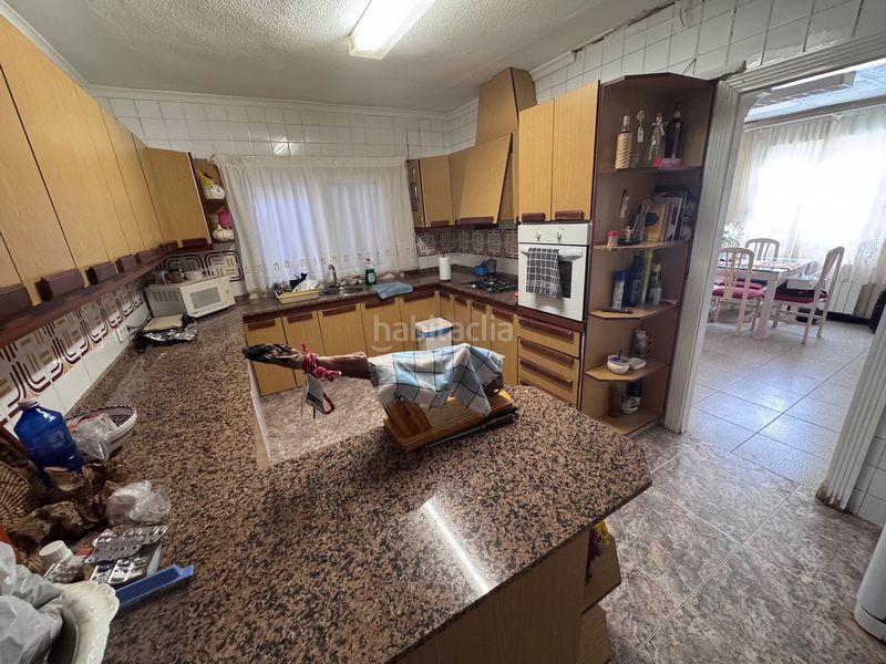 Foto fbba1e5c-afbb-443b-9d24-15bbbcab6246. Masia amb xemeneia calefacció aparcament piscina a Villena