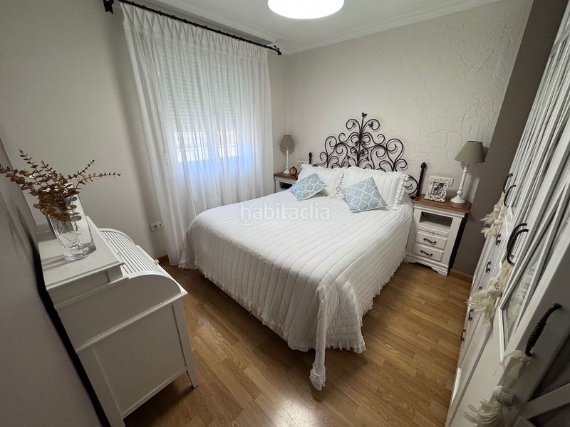 Foto 4d43dd0f-1c10-4ab0-a8a8-864e080262db. Pis amb calefacció aparcament a Las Cruces Villena