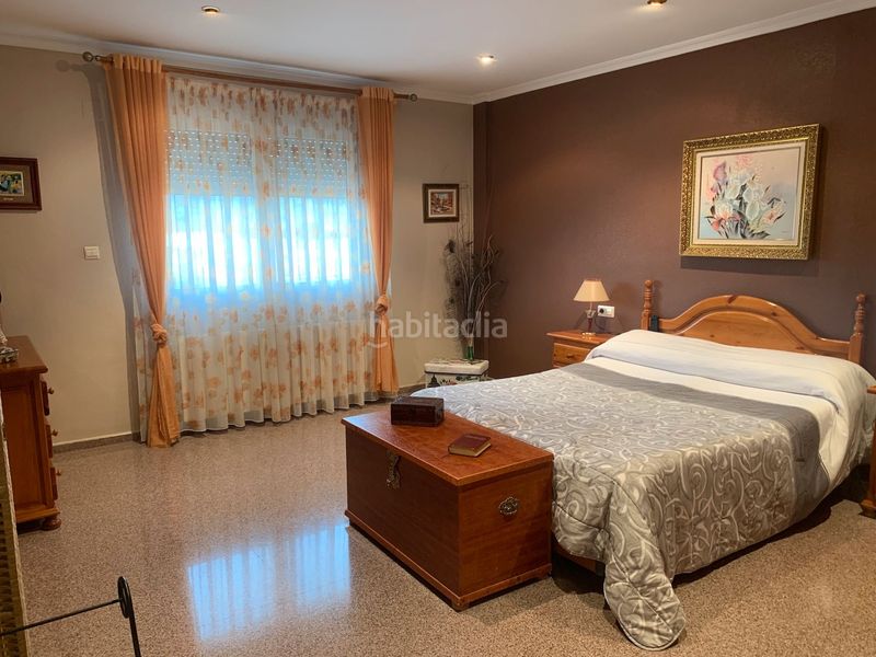 Foto 05866183-434f-4bed-a4dc-addd546f04d2. Casa adossada amb calefacció aparcament a Cañada