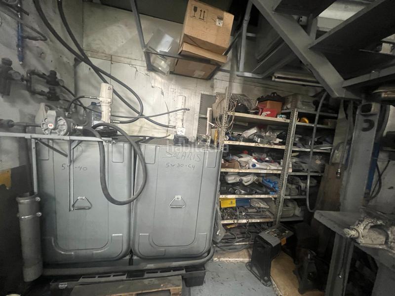 Foto 3babd2e8-bfb5-483c-9f96-9102a5045c70. Traspaso local comercial se traspasa taller en Mestalla Valencia