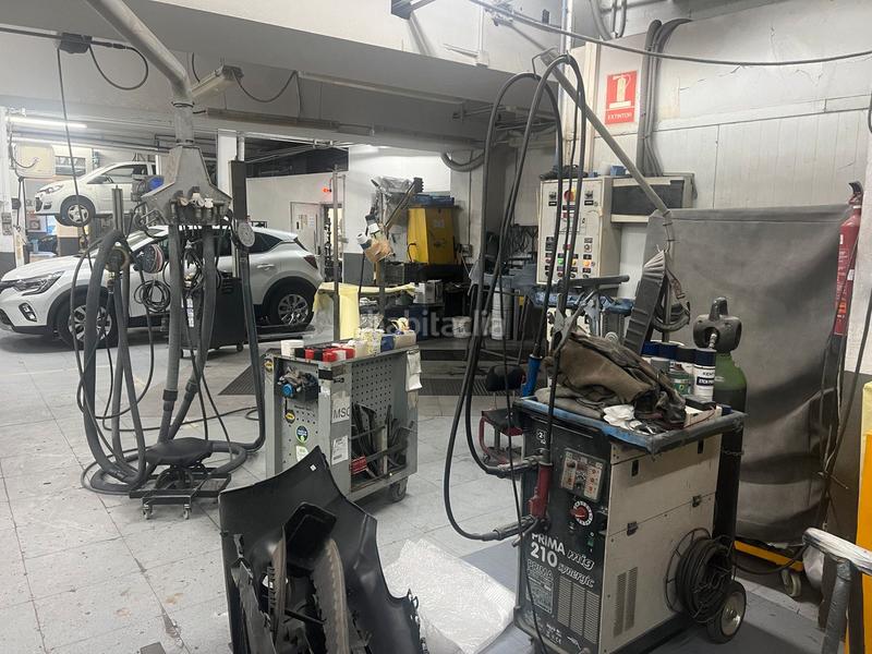 Foto 55f72f86-509b-4d61-adf0-09454f6ef332. Traspaso local comercial se traspasa taller en Mestalla Valencia