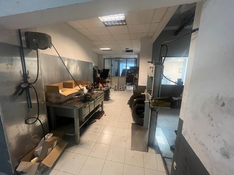 Foto cfc95c06-646b-44a4-b301-25cf3429b327. Traspaso local comercial se traspasa taller en Mestalla Valencia