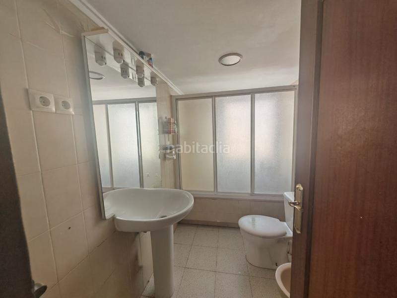 Foto f10db027-0b75-477f-83bc-4bff94fe5146. Appartamento in calle santiago galas 5 in La Fontsanta Valencia