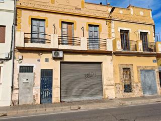 Maison à Camí nou de paterna 134. Casa de pueblo para reformar