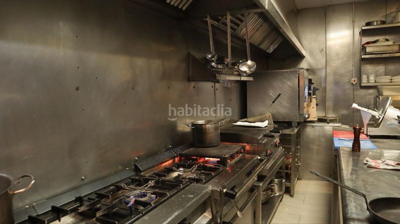 Foto 6a936f13-55cc-40a3-953b-088d363f8710. Traspàs local comercial a carrer de ciscar 45 a Gran Via Valencia