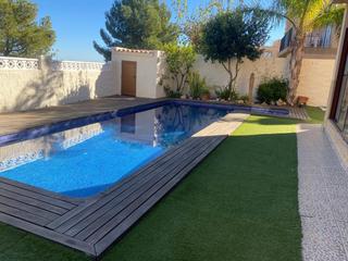 Chalet  Carrer ali