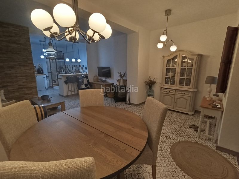 Foto cb51b0ff-e179-44c4-822a-77af3e40107c. Casa a carrer major 20 a Relleu