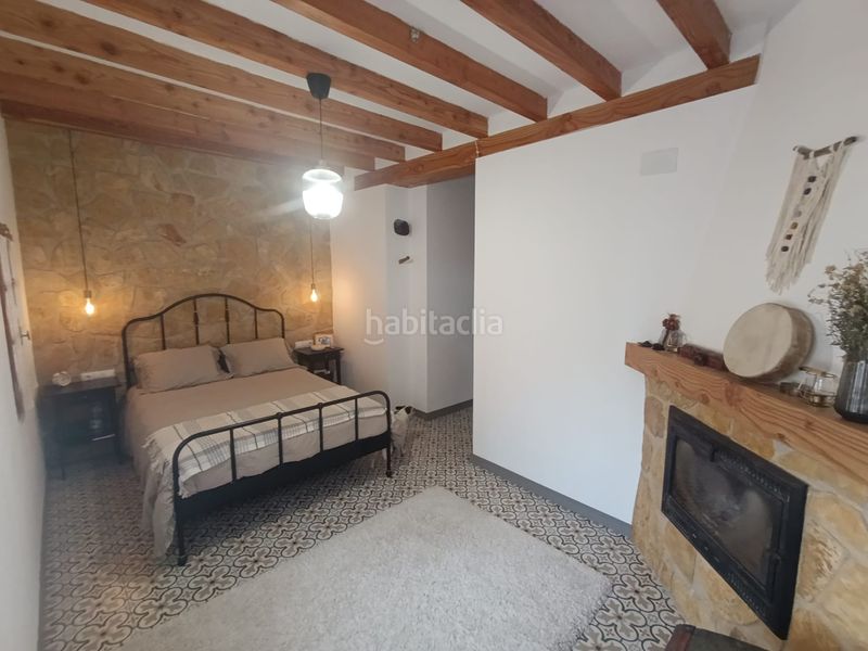 Foto d83ef2da-7e13-4131-946e-4c6dfa96471c. Casa a carrer major 20 a Relleu