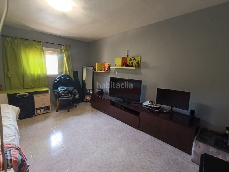 Foto 30c4c889-f988-4c92-a301-92c656a9e7a3. Chalet  3 dormitorios en Orxeta