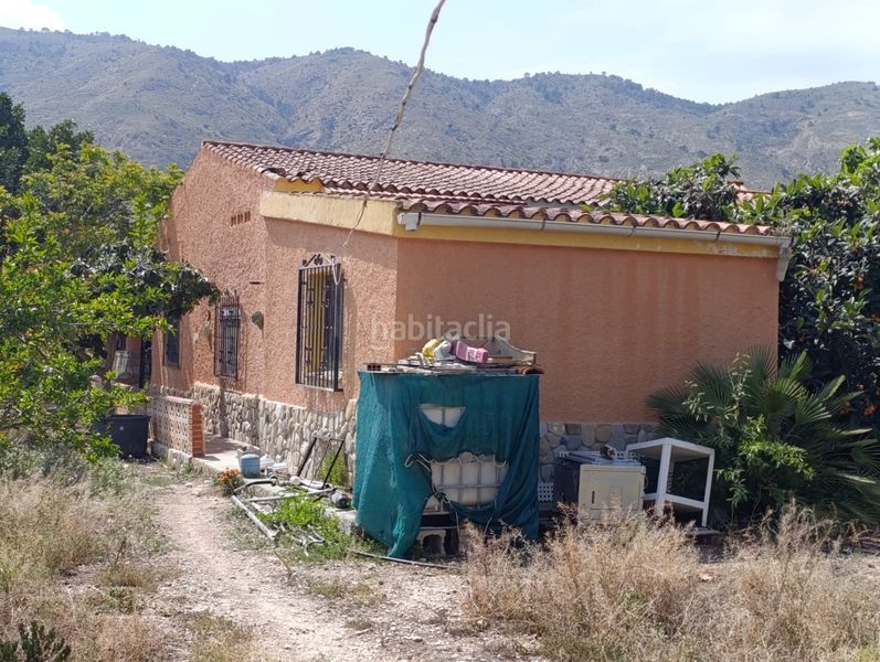 Foto c7bed9cc-eb23-4234-9e50-d196cd95e2b7. Chalet  3 dormitorios en Orxeta