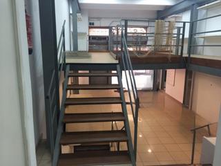 Locale commerciale in Calle doctor allart 25. Local a la venta en el centro de santa cruz