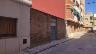 Terreny residencial a Meliana. Se vende solar 143m2, urbano de uso residencial en el centro de