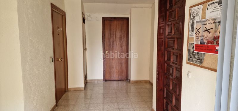 Foto 2f9b9d15-ba01-40ea-8821-2aa6cf2dbf64. Miete büro in Martorell