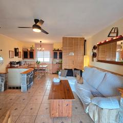 Semi detached house  Carrer de pau duran