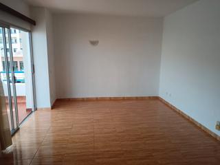 Pis a Avenida adeje 300 18. Se vende apartamento en playa paraíso