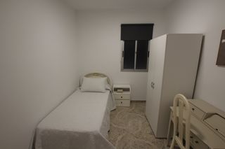 Miete Loft in La Camella. Se alquila habitación  en el valle san lorenzo en piso compartid