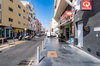 Apartament a Avenida de suecia 24. ''ocasion''  se vende piso en los cristianos