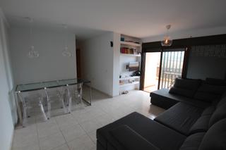 Pis a Calle envolvente 29. Oportunidad en venta  parque de la reina-arona