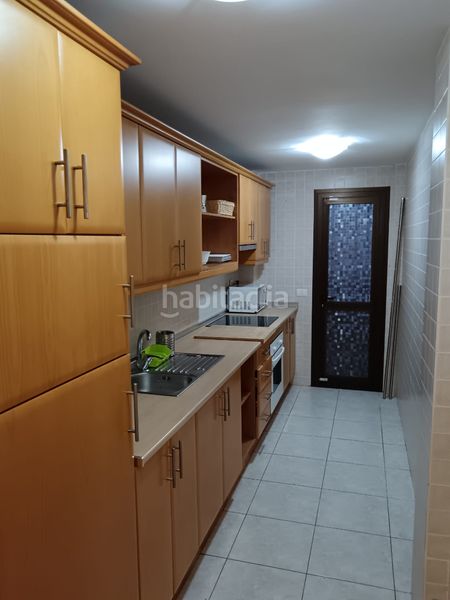 Foto a8cc550b-9a51-4c77-abf3-b2e10698b028. Pis a calle envolvente 38 a Cho - Parque de la Reina Arona