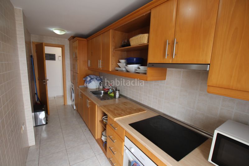 Foto c654ed2b-25b5-4985-ba41-5bb217677d70. Pis a calle envolvente 38 a Cho - Parque de la Reina Arona