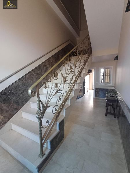 Foto e7df639d-4618-45f8-b9d4-fa8c4aa74532. Casa amb aparcament a Caballero Bonald-S. José Obrero-Guadalcacín Jerez de la Frontera
