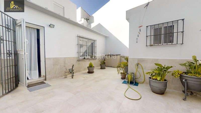 Foto 7086b86a-60ac-4082-9890-3d4c9a98fcbb. Casa a Centro Jerez de la Frontera