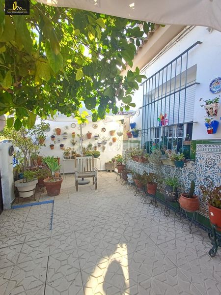 Foto 17c476ea-25d9-431f-93ad-a38241daa6f9. Casa a Centro Jerez de la Frontera