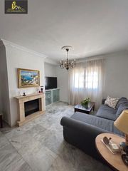 Casa a Picadueñas. Casa amplia en picadueñas de 164m2
